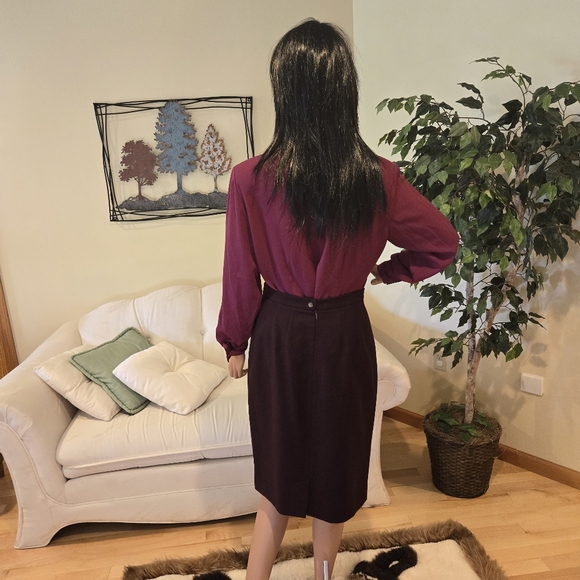 David N Woman's Suit, Jacket/Blazer, Skirt, Size 8 - Picture 8 of 13